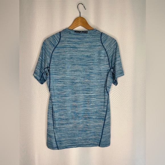 NIKE PRO Men’s Athletic T-shirt - Picture 2 of 6